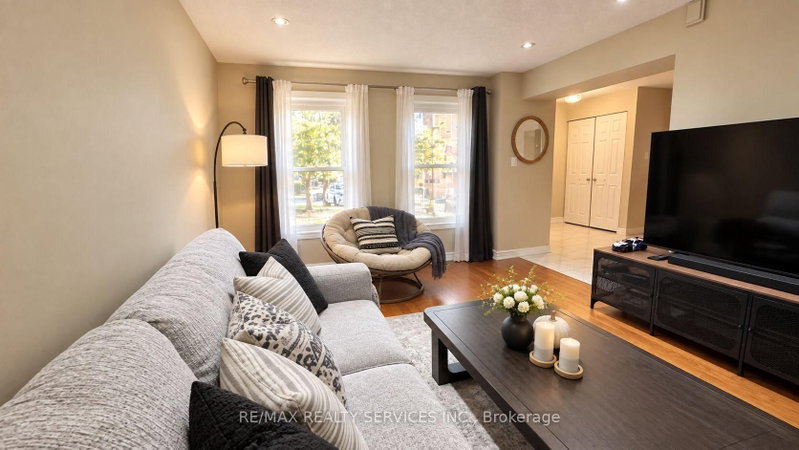 40 Morado Brampton,ON L6S 4H7 — Photo 4