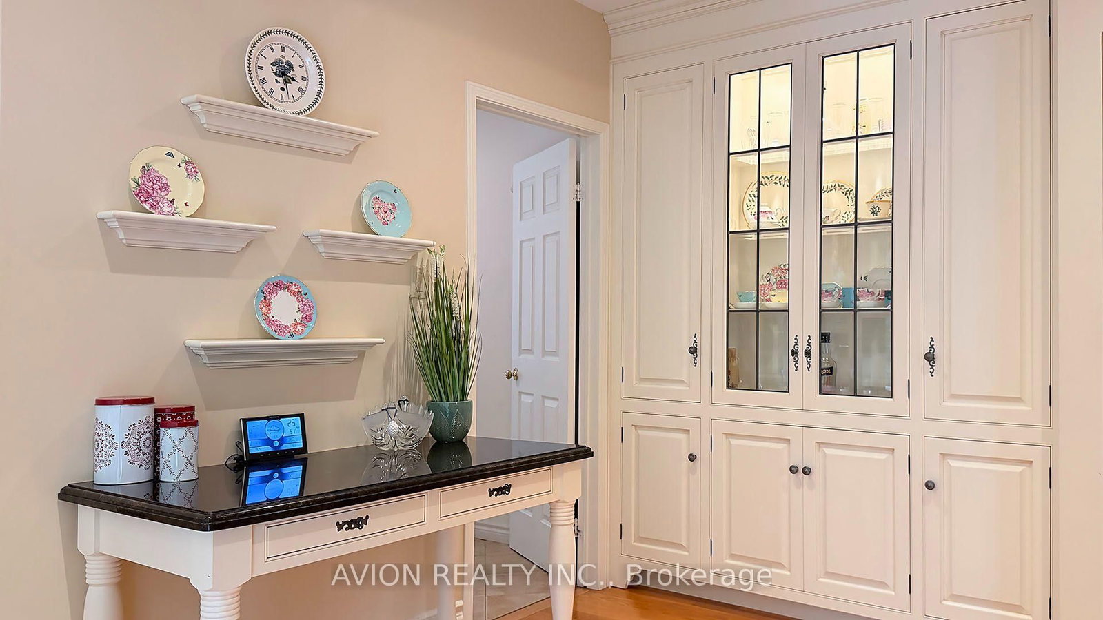 2068 Nipigon Drive • Oakville, ON photo 11