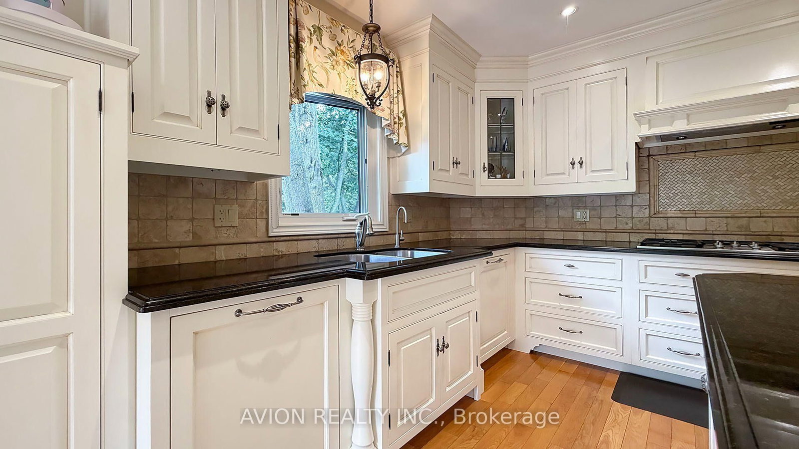 2068 Nipigon Drive • Oakville, ON photo 16