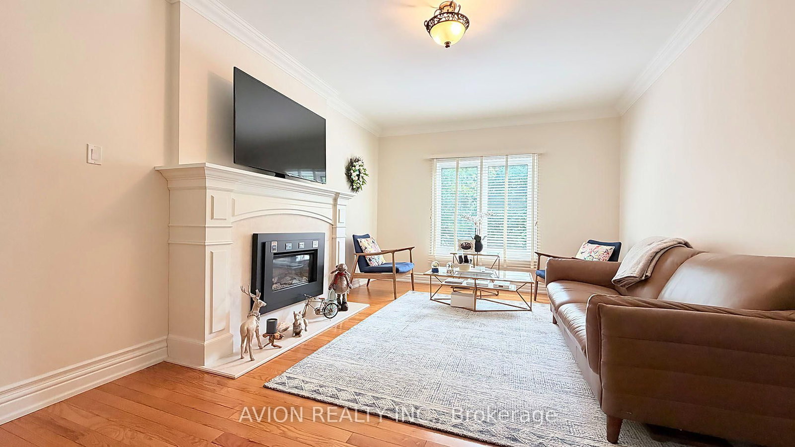 2068 Nipigon Drive • Oakville, ON photo 6