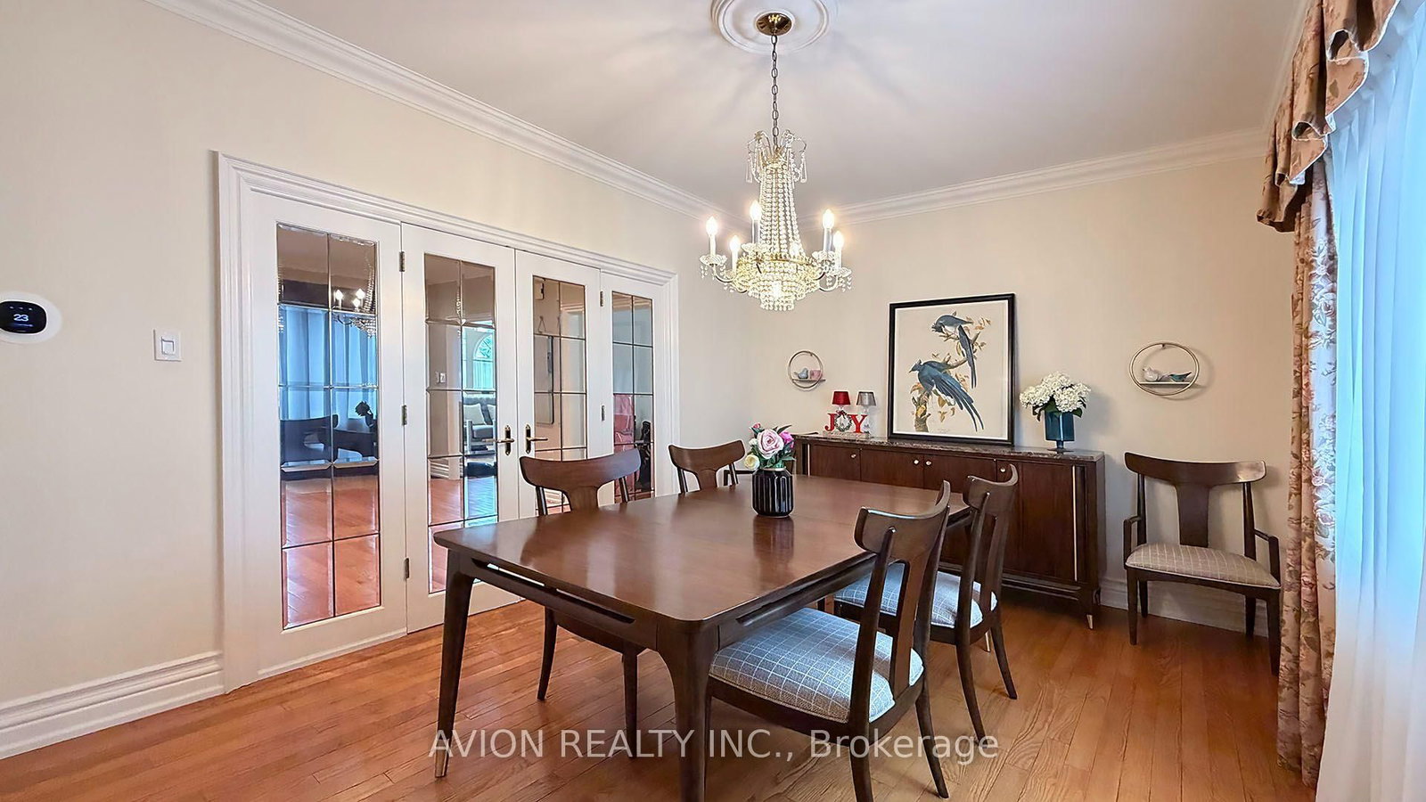 2068 Nipigon Drive • Oakville, ON photo 9