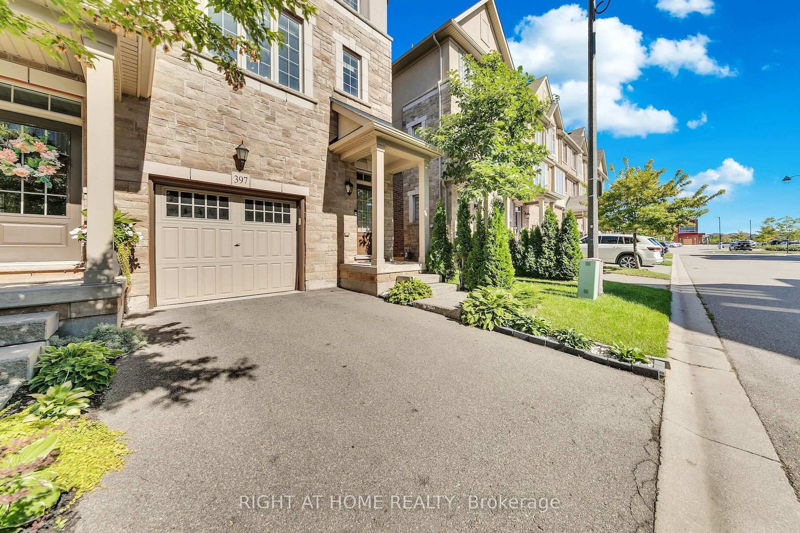 397 Hardwick Common Drive • Oakville, ON photo 24