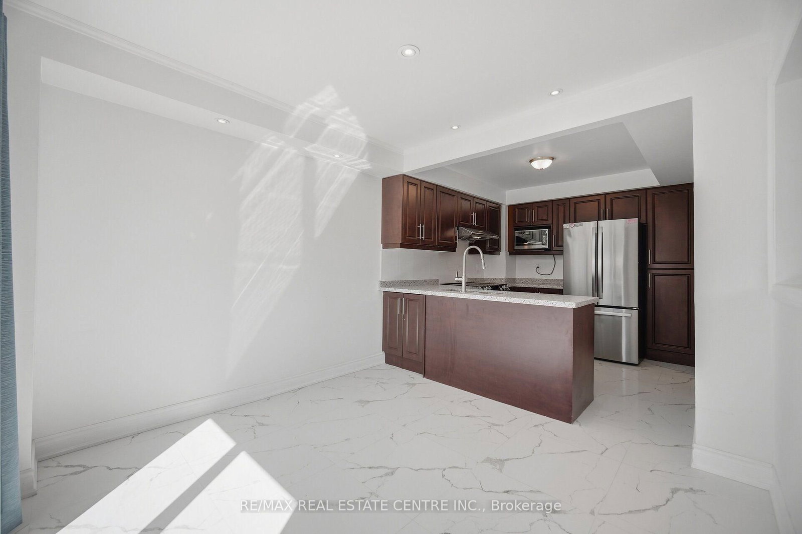 4569 Pemmican Trail • Mississauga, ON photo 17