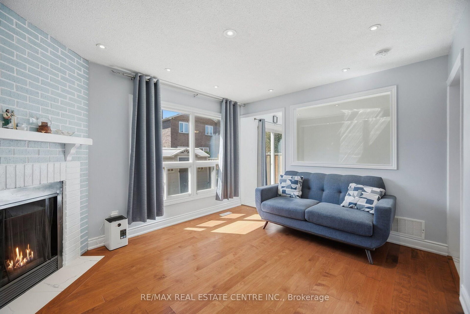 4569 Pemmican Trail • Mississauga, ON photo 19