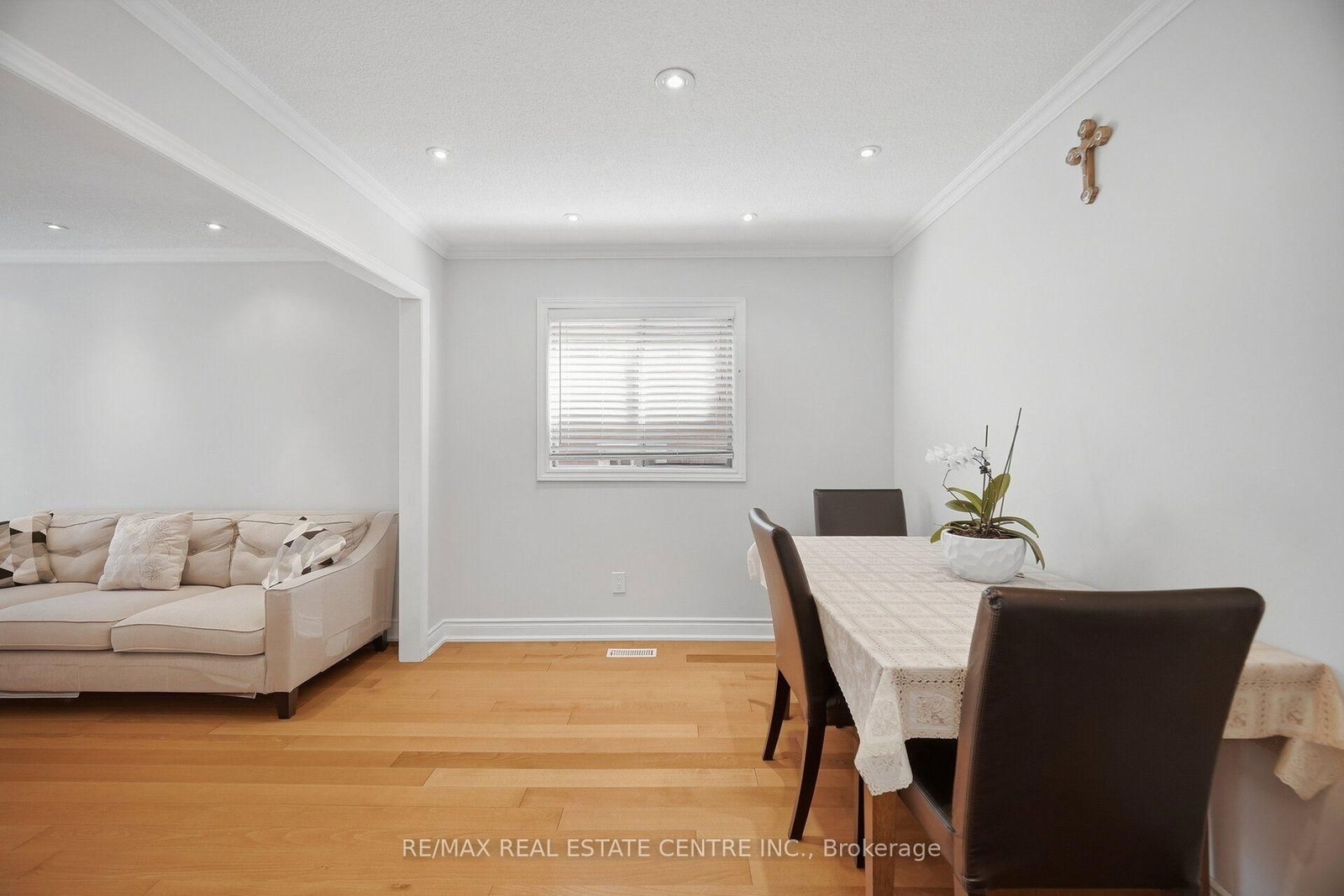 4569 Pemmican Trail • Mississauga, ON photo 8
