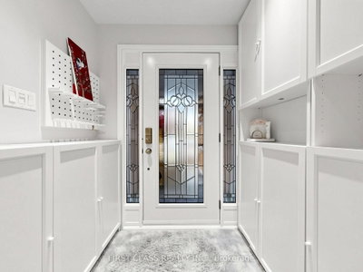 967 White Clover Way • Mississauga, ON photo 3