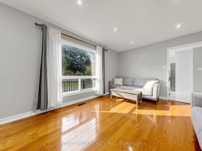 967 White Clover Way • Mississauga, ON photo 6