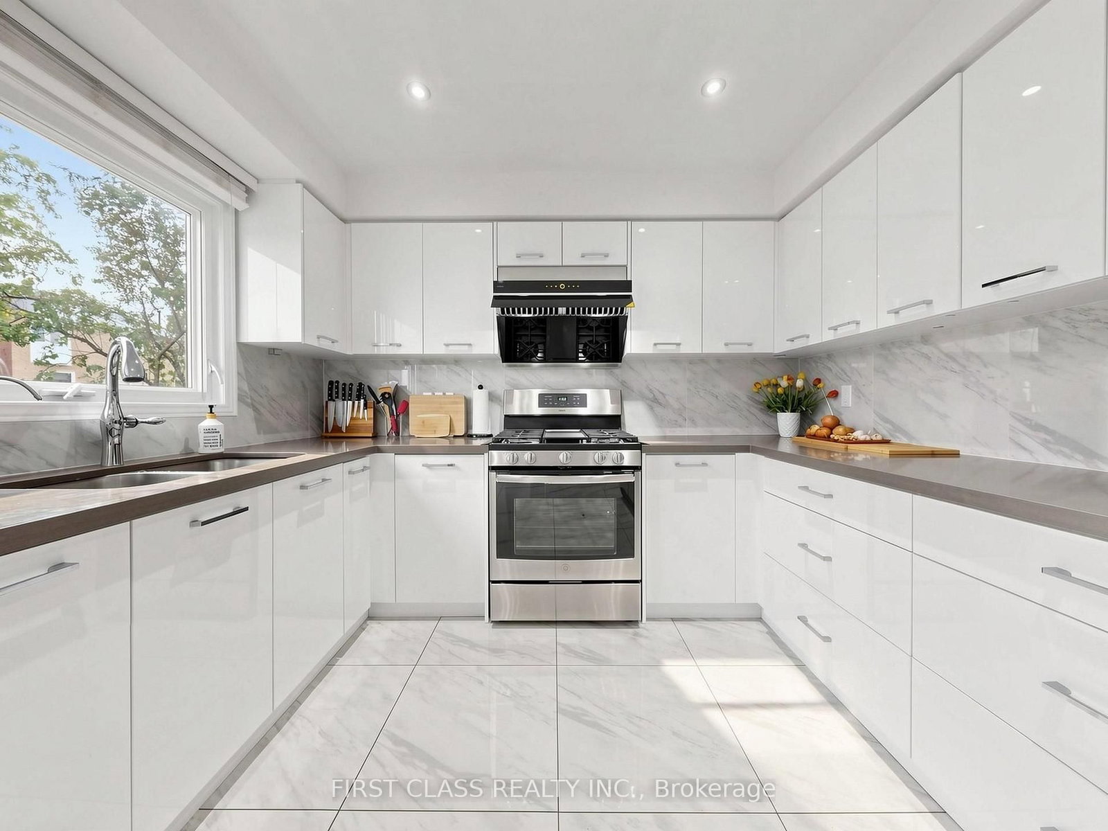 967 White Clover Way • Mississauga, ON photo 7