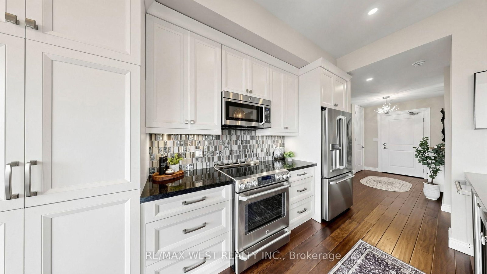 34 Plains Road E • #605 • Burlington, ON photo 11