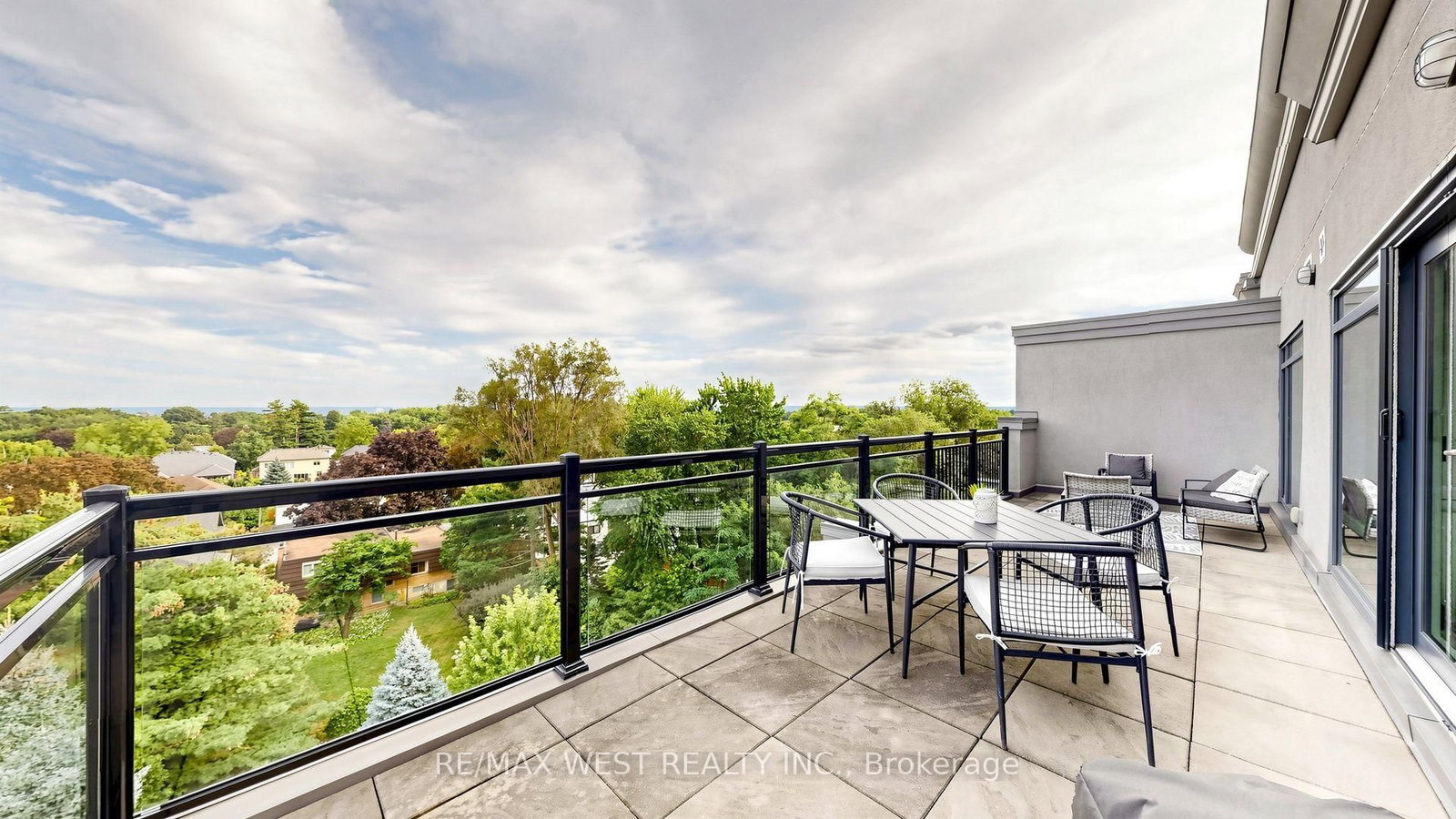 34 Plains Road E • #605 • Burlington, ON photo 13