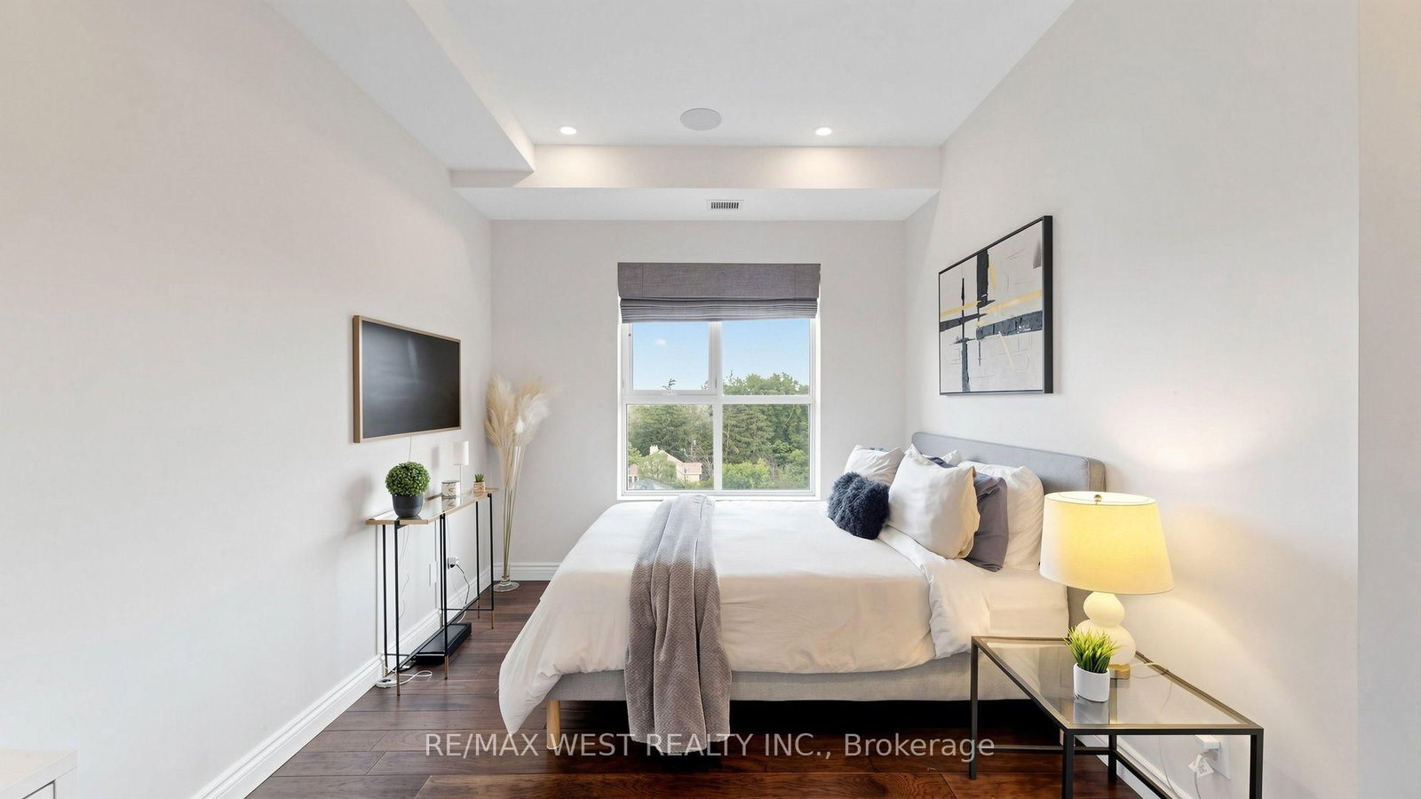 34 Plains Road E • #605 • Burlington, ON photo 17