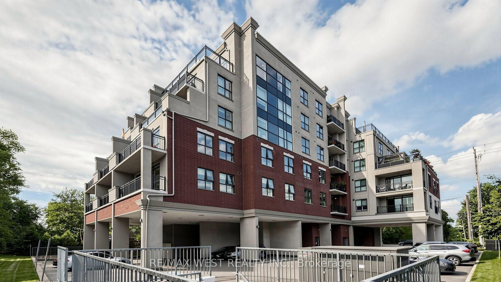 34 Plains Road E • #605 • Burlington, ON photo 31