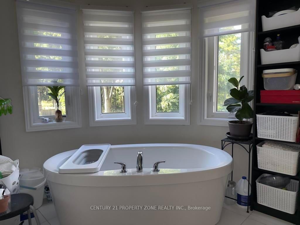 123 Upper Canada Court • Halton Hills, ON photo 21