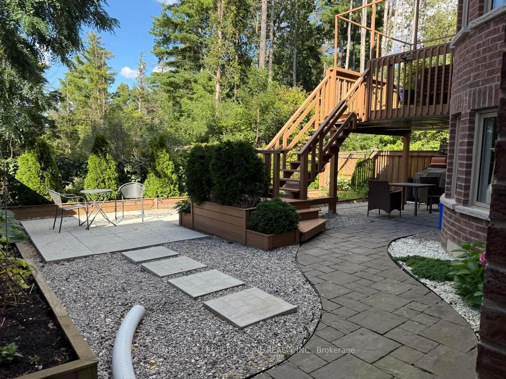 123 Upper Canada Court • Halton Hills, ON photo 38