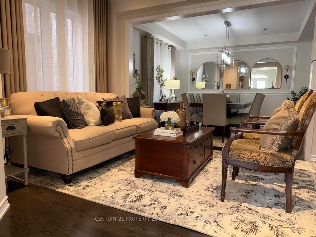 123 Upper Canada Court • Halton Hills, ON photo 5