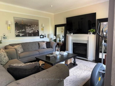 123 Upper Canada Court • Halton Hills, ON photo 8
