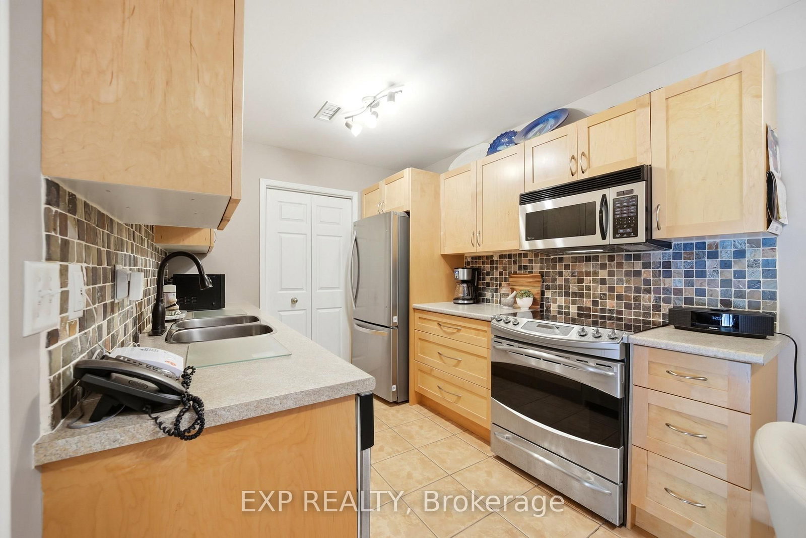 2085 Amherst Heights Drive • #206 • Burlington, ON photo 11