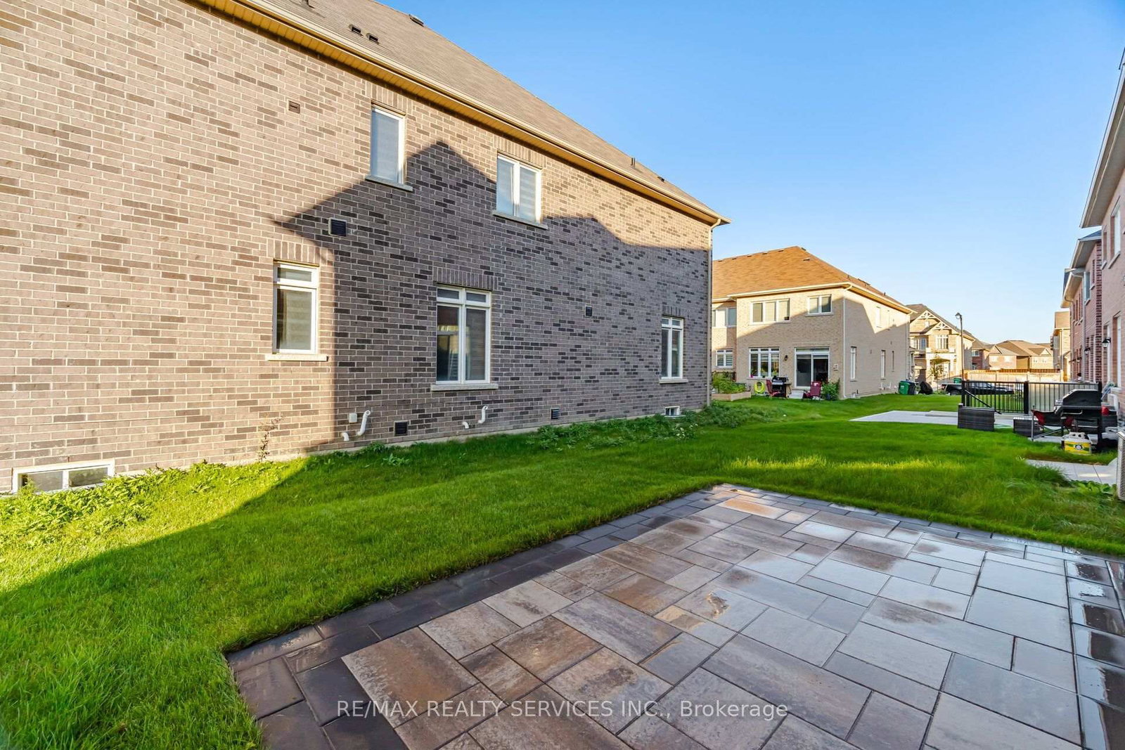 33 Sparrowbrook Street • Caledon, ON photo 39