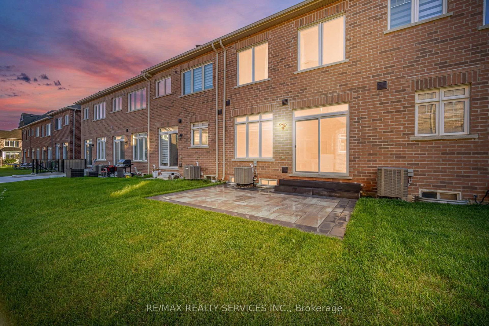 33 Sparrowbrook Street • Caledon, ON photo 41