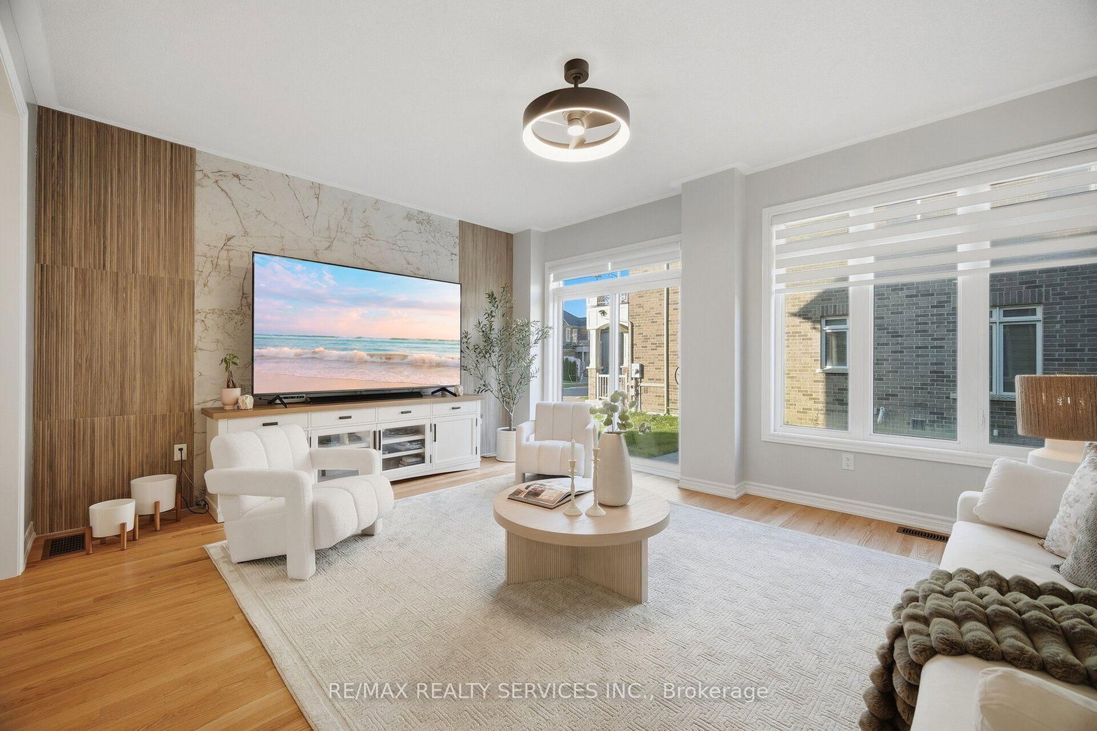 33 Sparrowbrook Street • Caledon, ON photo 5