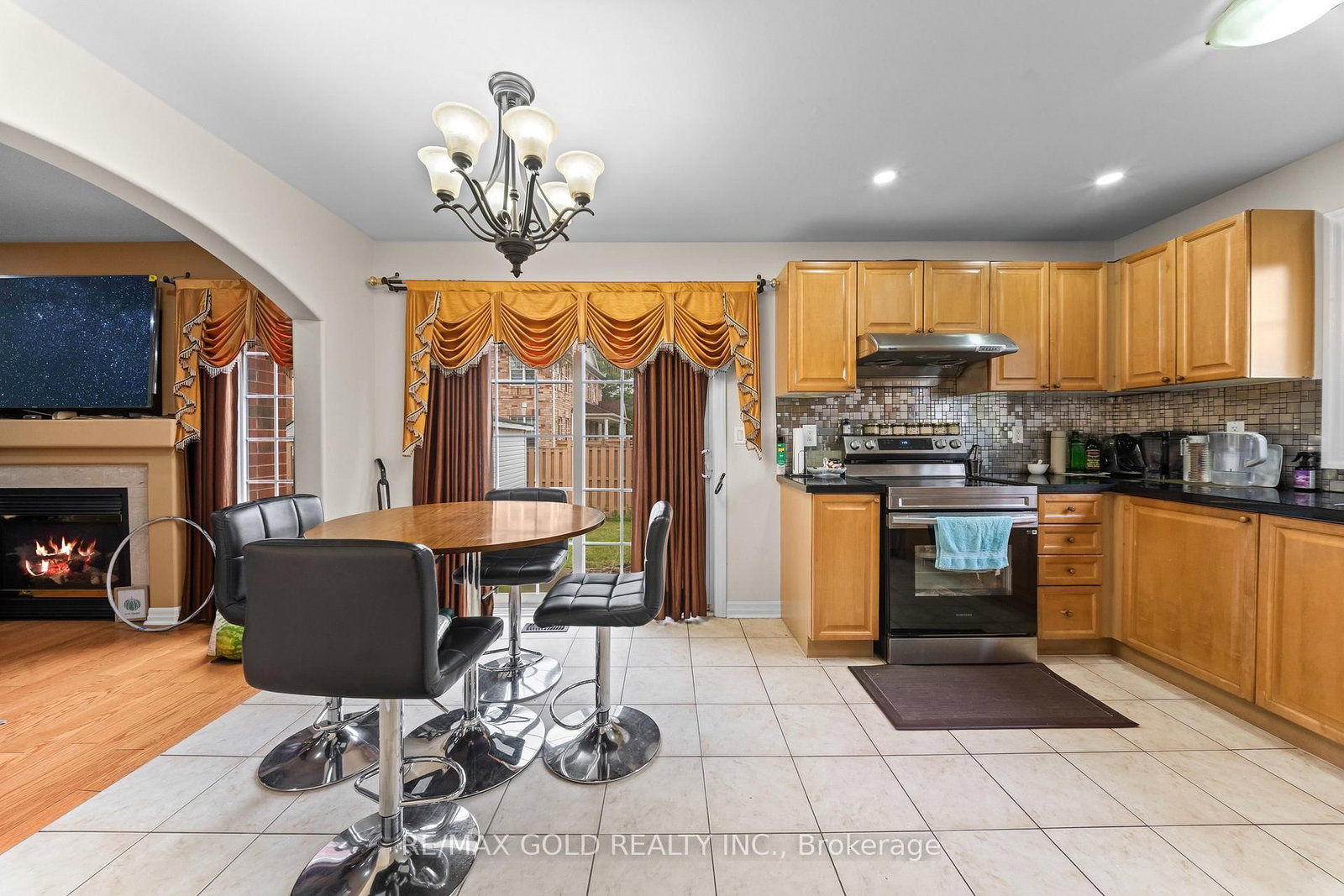 1 Slipneedle Street • Brampton, ON photo 12