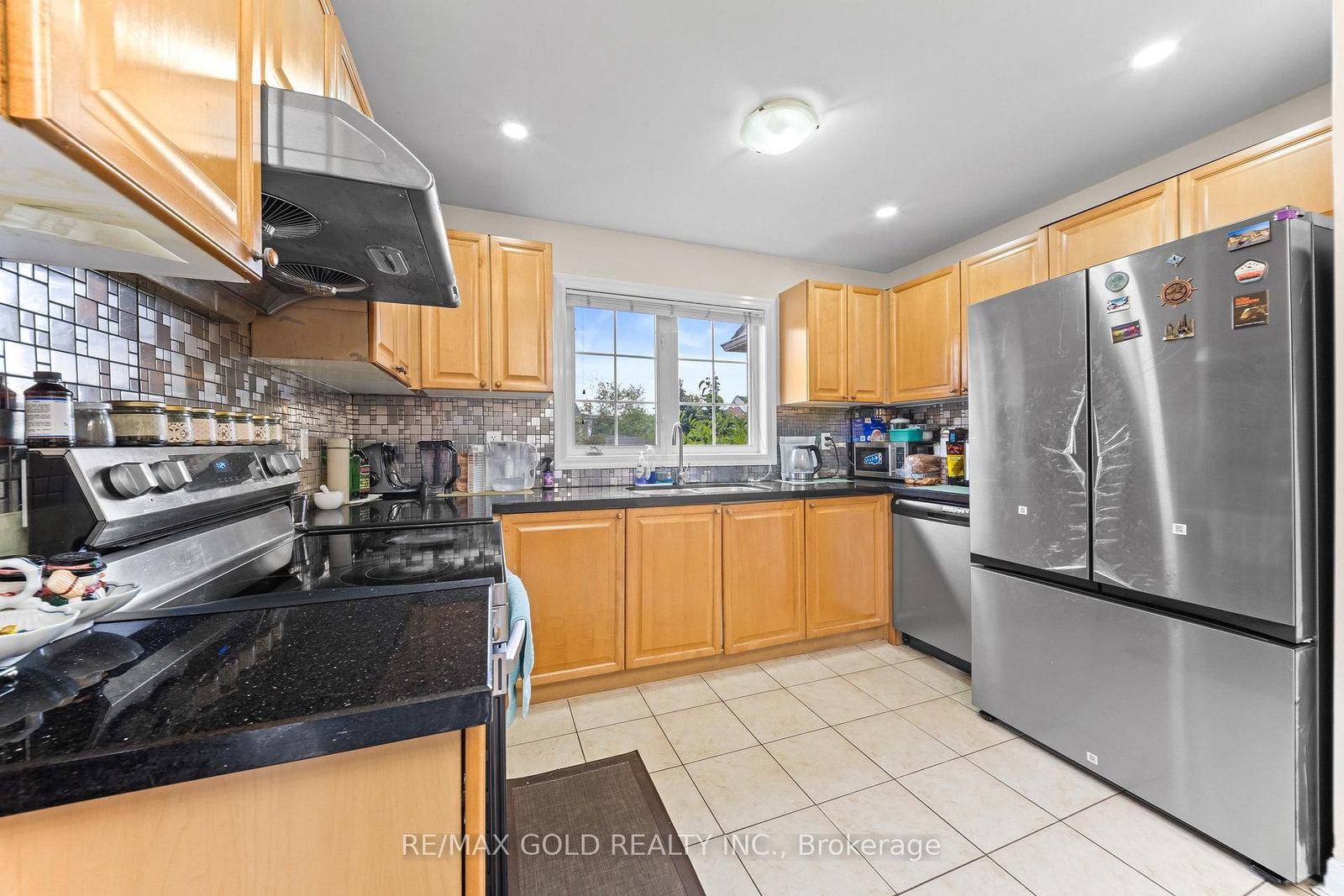 1 Slipneedle Street • Brampton, ON photo 14