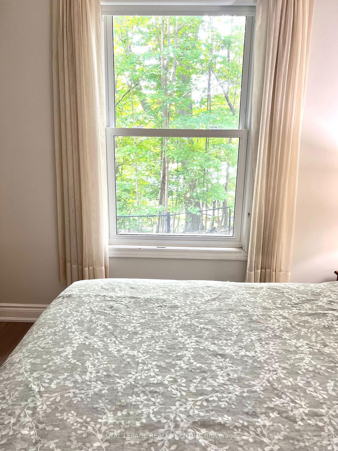 2040 Cleaver Avenue • #115 • Burlington, ON photo 11