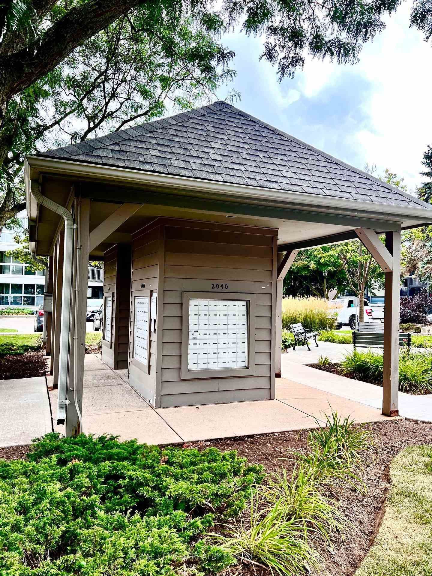 2040 Cleaver Avenue • #115 • Burlington, ON photo 19