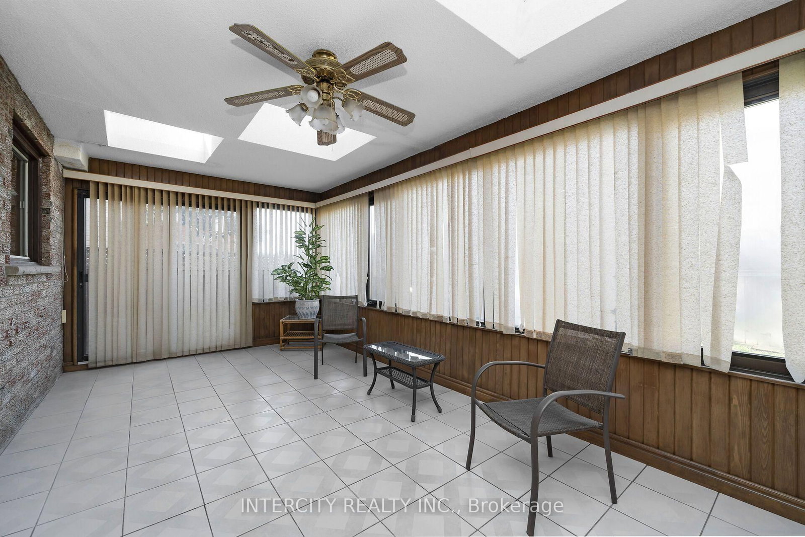 72 Chiswick Avenue • Toronto, ON photo 14
