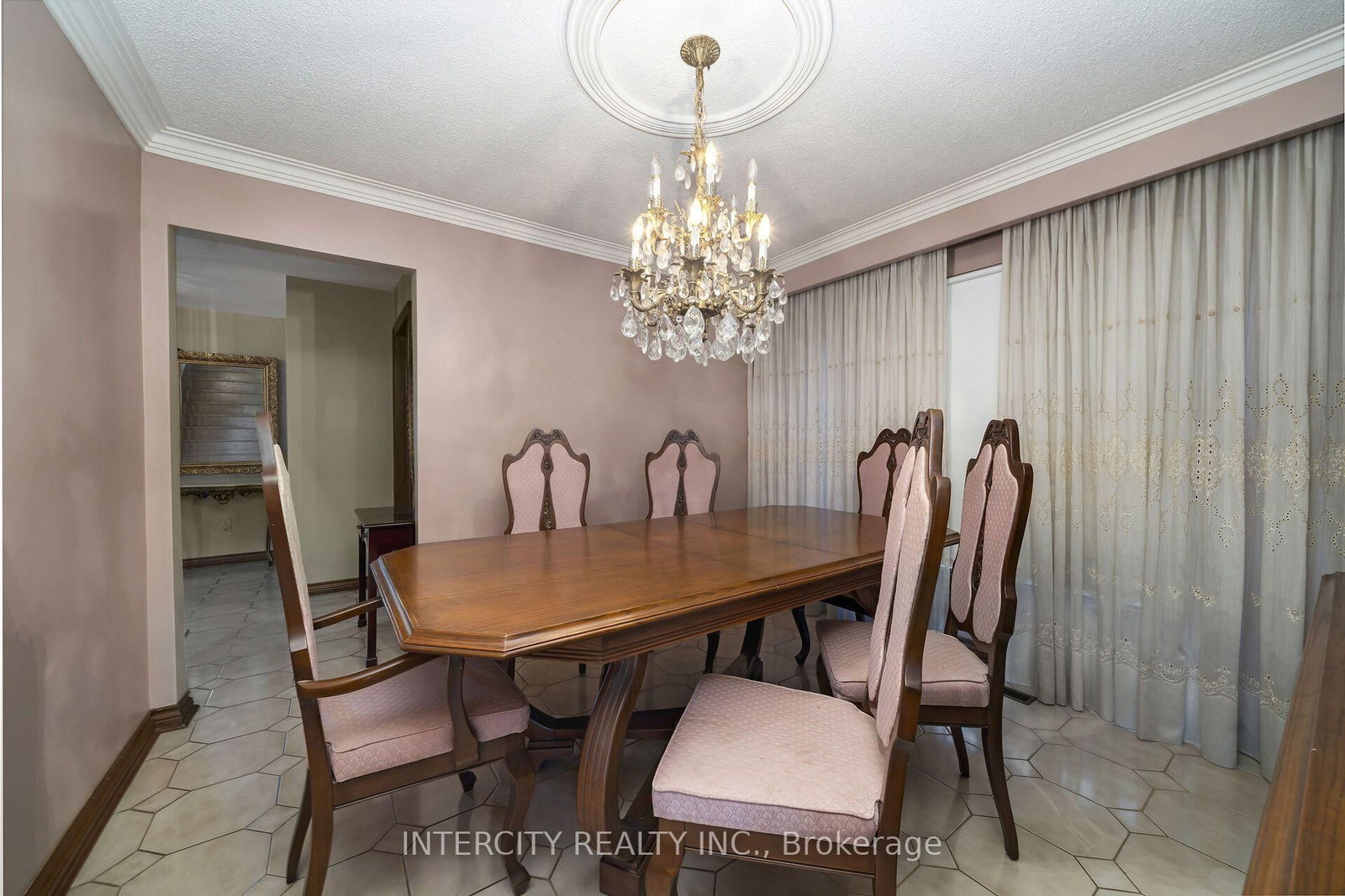 72 Chiswick Avenue • Toronto, ON photo 18