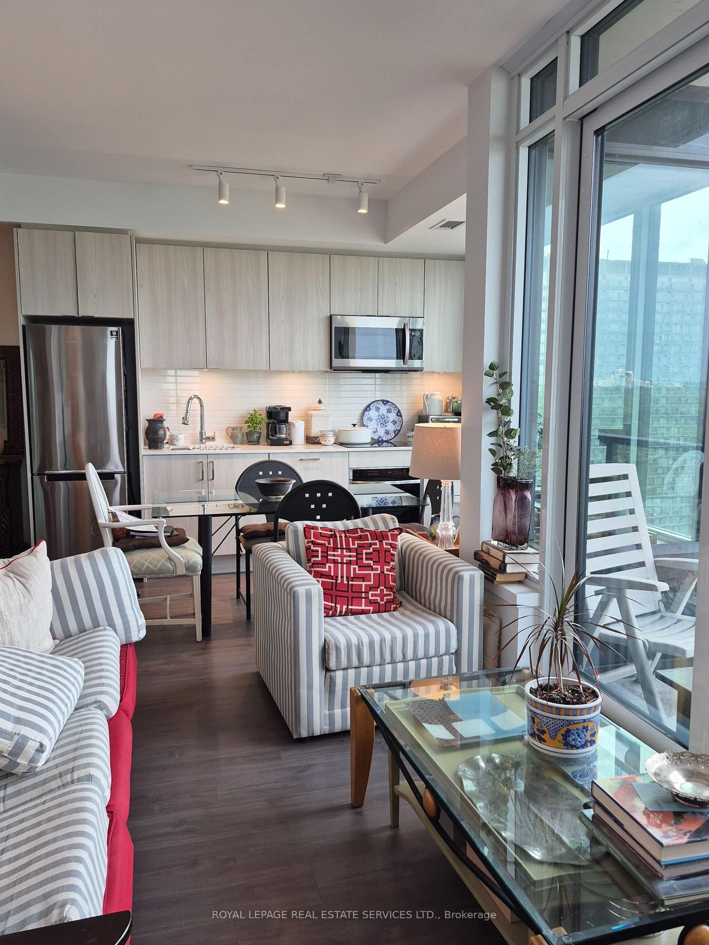 2302-1926 Lake Shore Blvd, Toronto, view 19