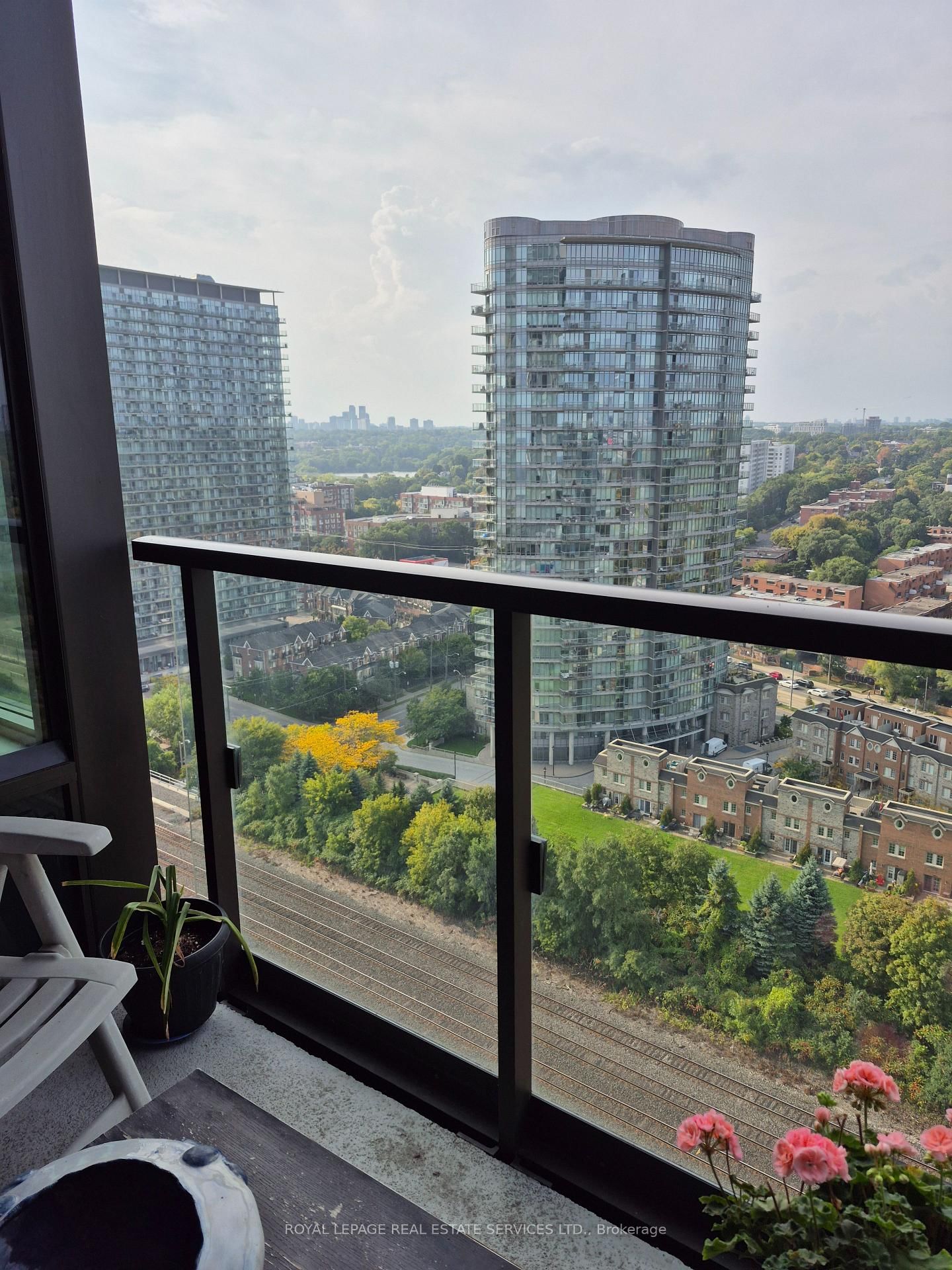 2302-1926 Lake Shore Blvd, Toronto, view 24
