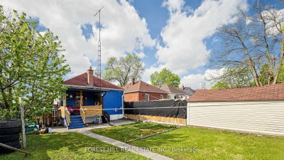 2 Ellins Avenue • Toronto, ON photo 6