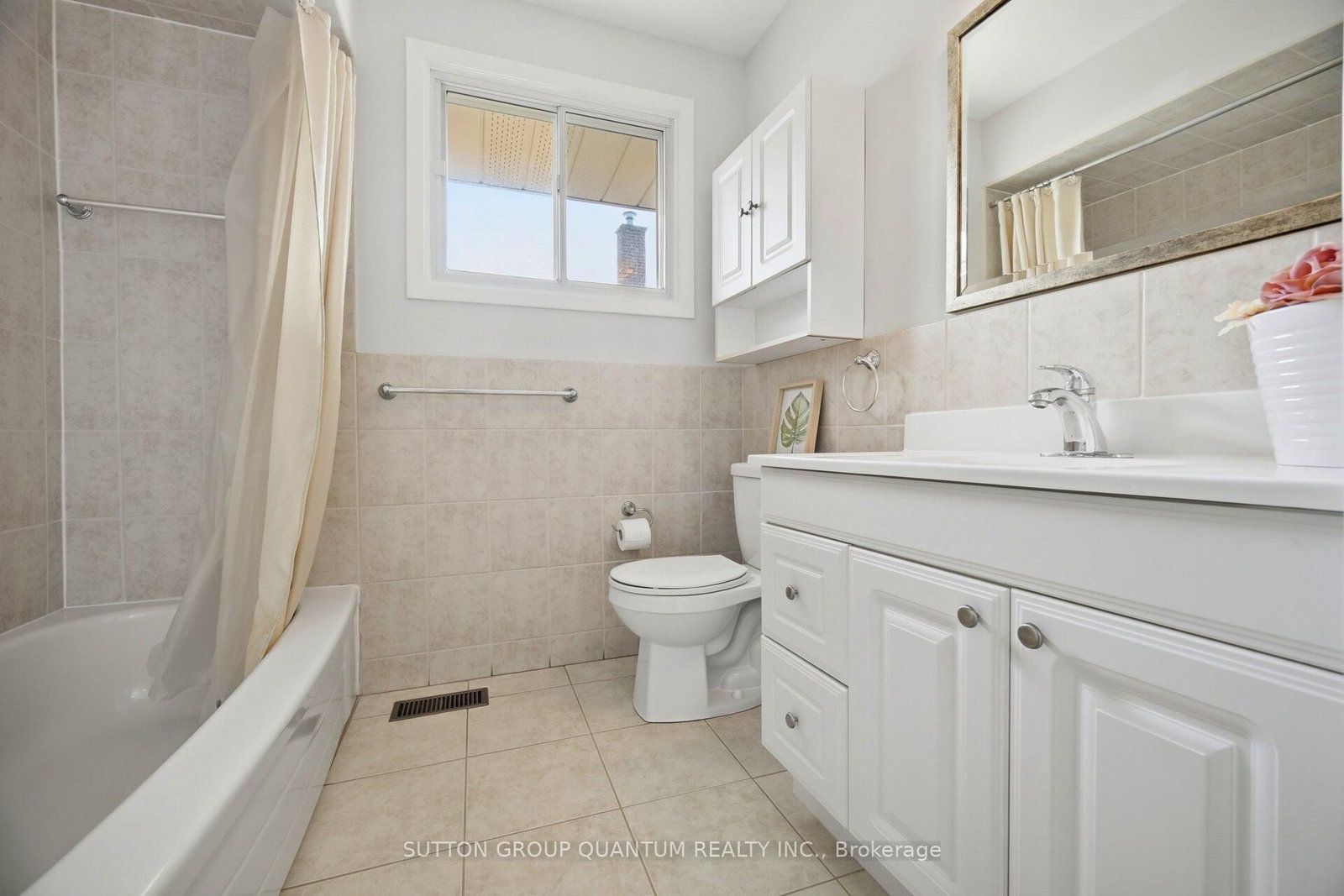 126 Angelene Street • Mississauga, ON photo 20