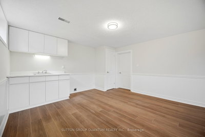 126 Angelene Mississauga,ON L5G 1X2 — Photo 26