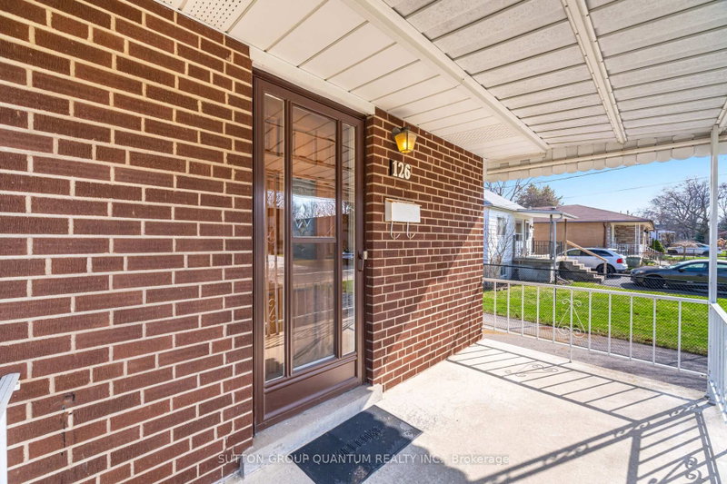 126 Angelene Street
