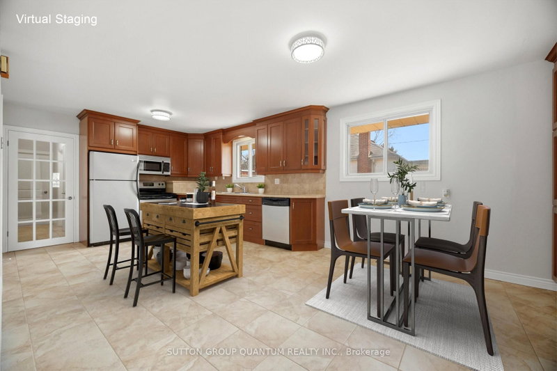 126 Angelene Mississauga,ON L5G 1X2 — Photo 8