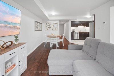 2441 Greenwich Drive • #37 • Oakville, ON photo 6