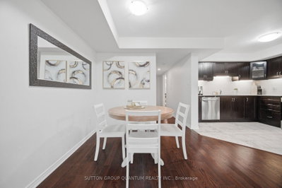 2441 Greenwich Drive • #37 • Oakville, ON photo 7