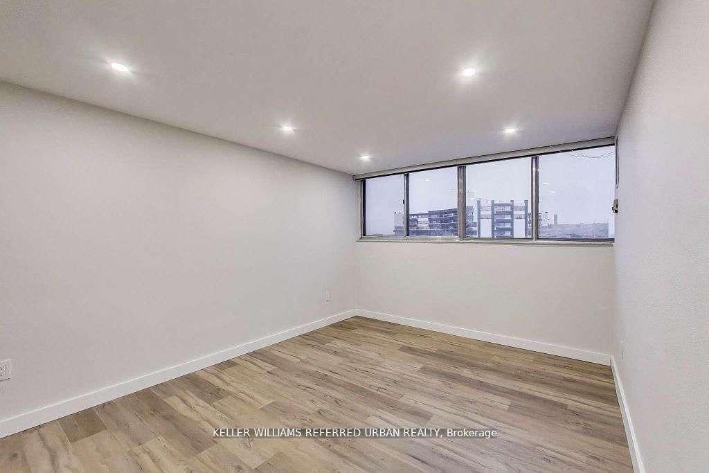 11 Wincott Drive • #1215 • Toronto, ON photo 9