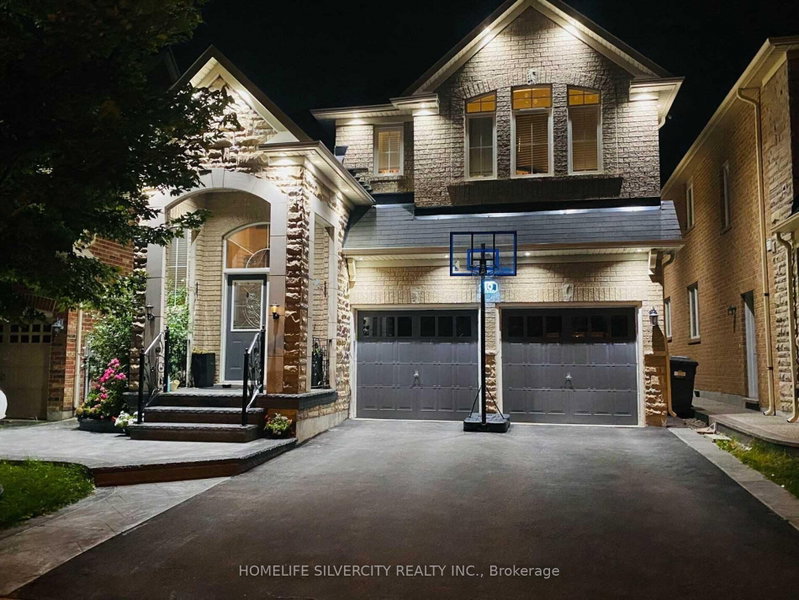 10 Bloom Drive