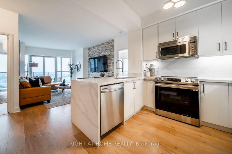 5207 - 60 Absolute Avenue