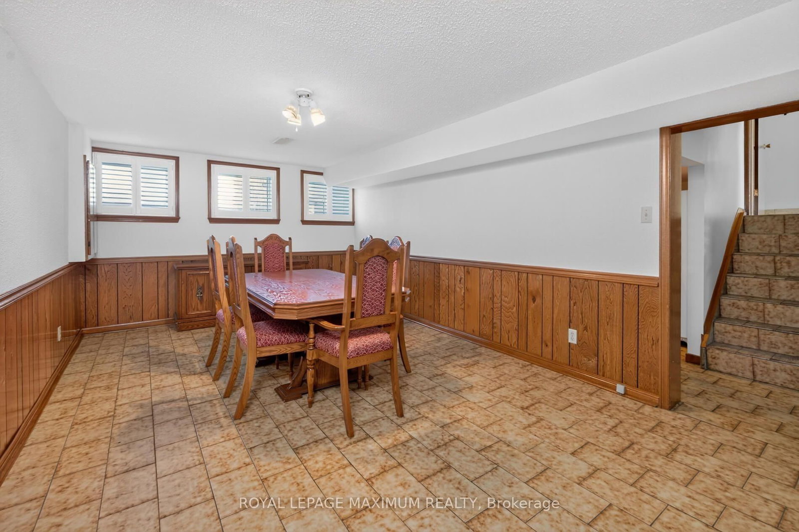 9 Urban Court • Toronto, ON photo 33