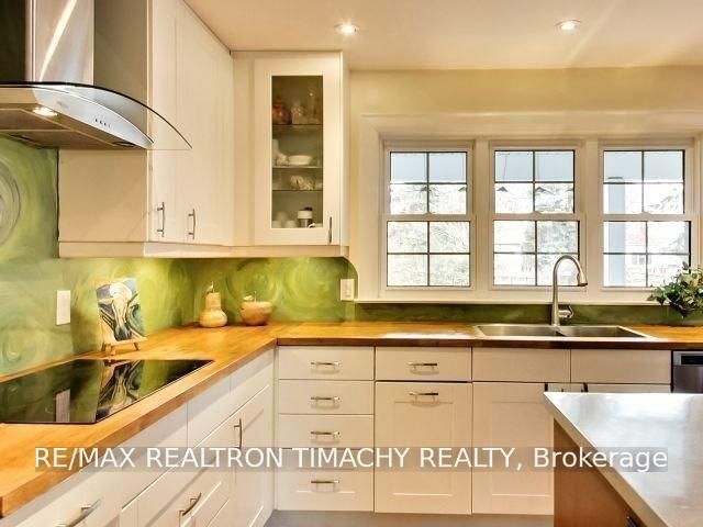 61 Thirty Seventh Street • Toronto, ON photo 16