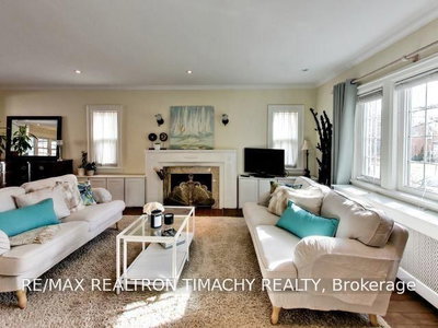 61 Thirty Seventh Street • Toronto, ON photo 4