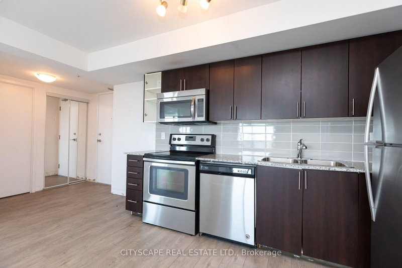 2304 - 1410 Dupont Street