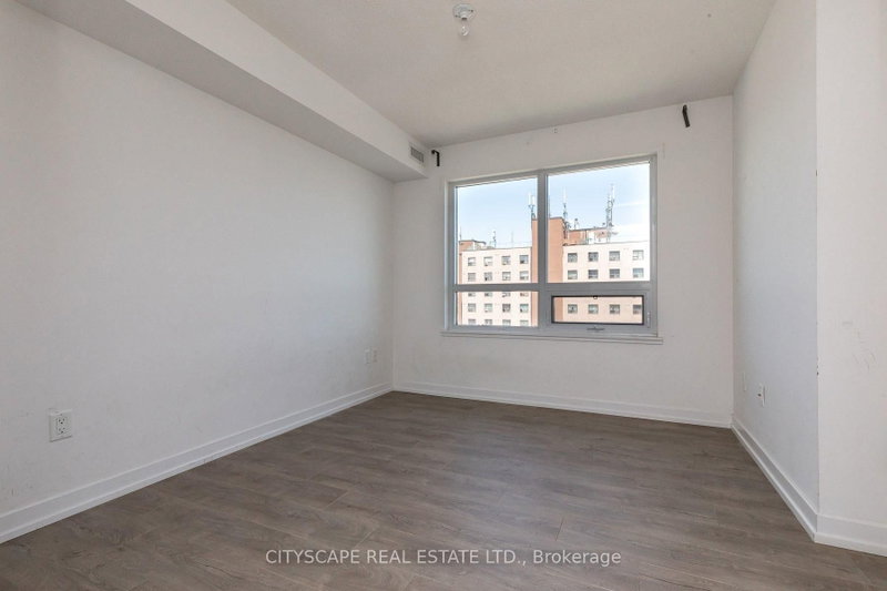 2304 - 1410 Dupont Street