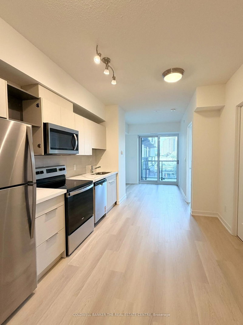302 - 2839 Jane Street