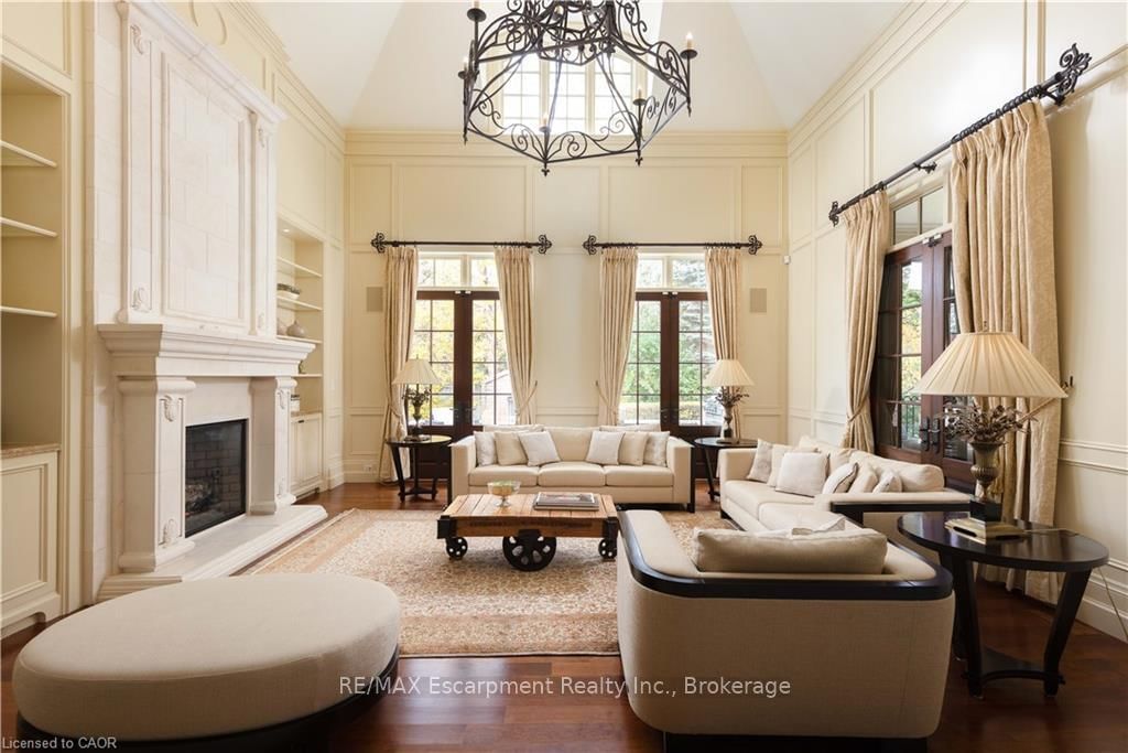 1081 Argyle Drive • Oakville, ON photo 16
