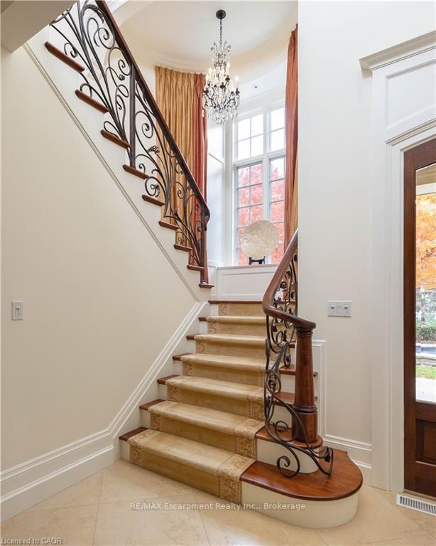 1081 Argyle Drive • Oakville, ON photo 26